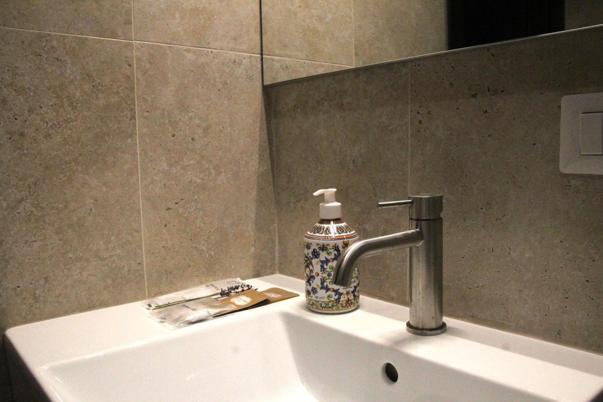 Joyful 148 Luxury Guest House Powered By Joyful Termini Boutique Guest House Rome Extérieur photo
