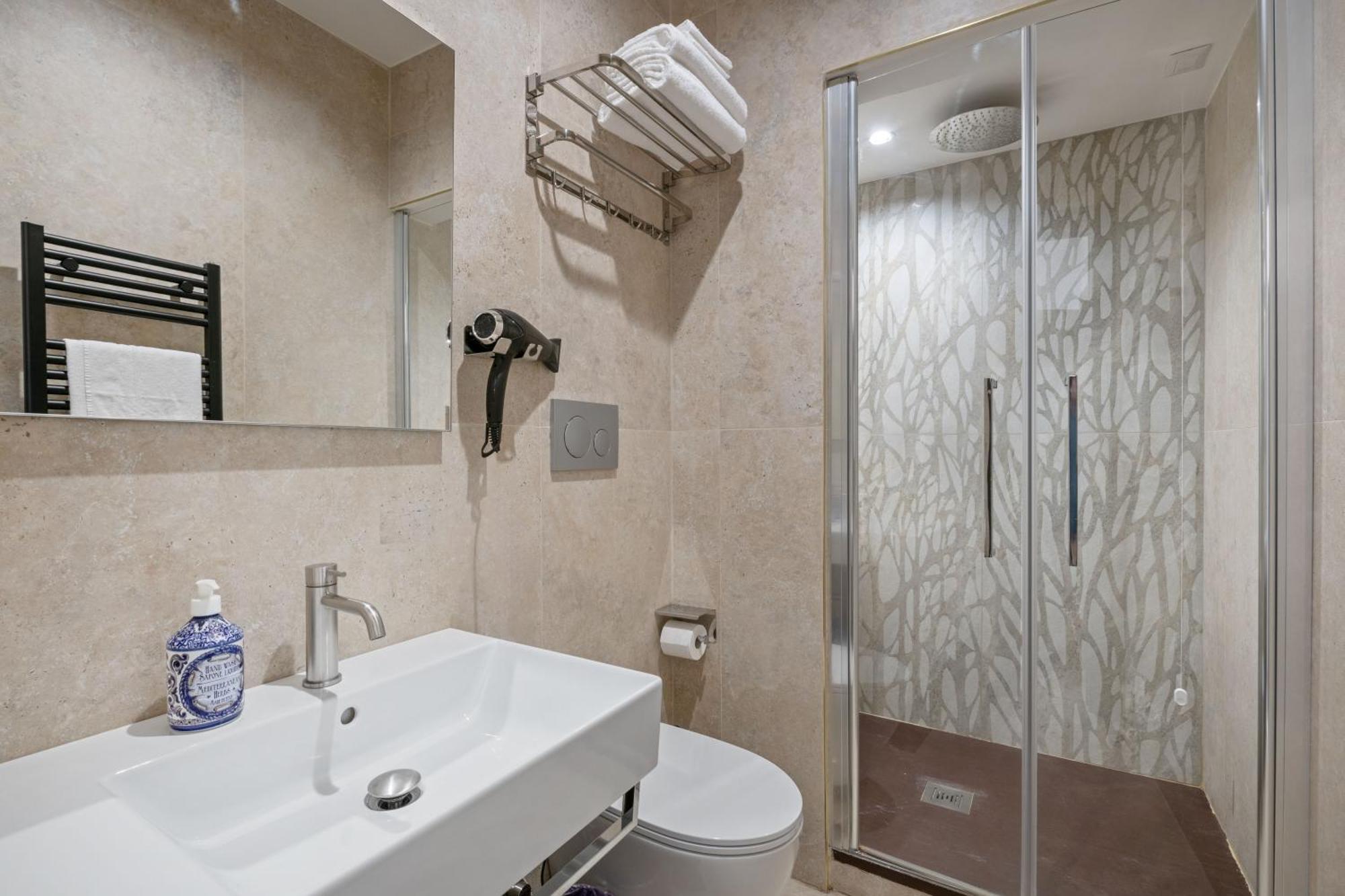 Joyful 148 Luxury Guest House Powered By Joyful Termini Boutique Guest House Rome Extérieur photo